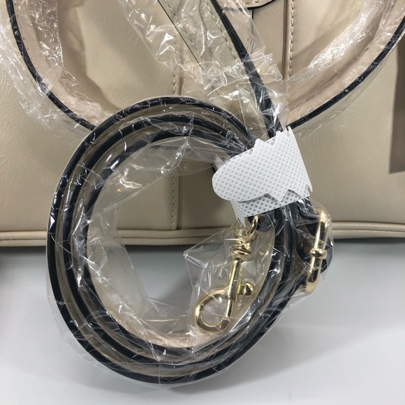 Giani Bernini Satchel / Crossbody - Cream - Picture 9 of 10